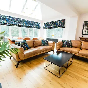 Apartment Nydsley Hall By Maison Parfaite - 4 Luxury - 2 With Hot Tubs