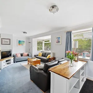 Holiday home Bridgeway View